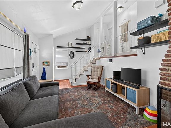 4th image of 6139 Idaho Ave