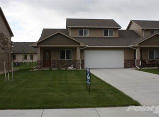 1627 Nicklaus Dr, Aberdeen, SD 57401