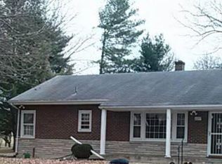 2217 Garstland Dr NW, Roanoke, VA 24017