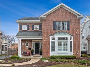 332 The Ln, Hinsdale, IL 60521