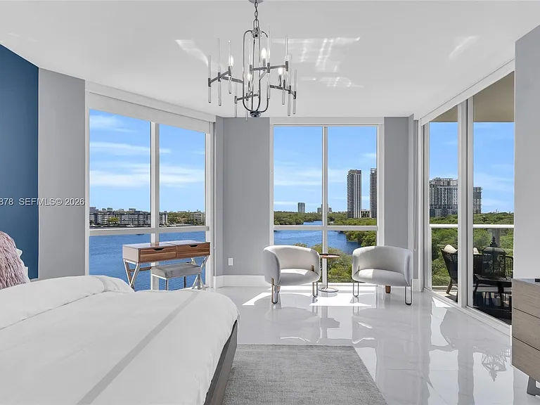 17111 Biscayne Blvd #602 — Photo 18
