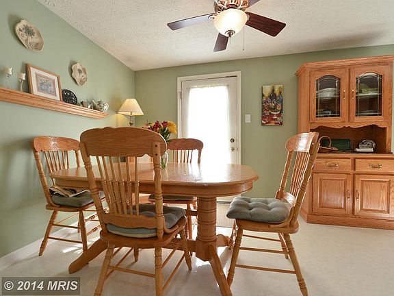 4th image of 940 Jessicas Ln Unit 18