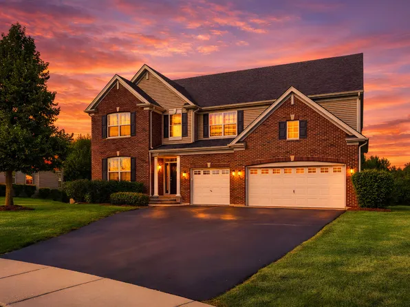 274 Rockville Ln, Gilberts, IL 60136