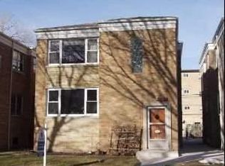 2624 W Estes Ave, Chicago, IL 60645