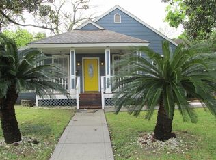 910 Woodard St, Houston, TX 77009