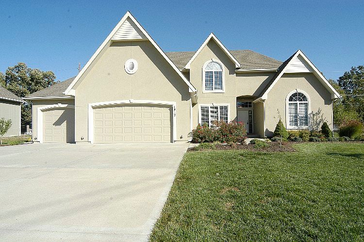 1st image of 1817 Bur Oak Dr