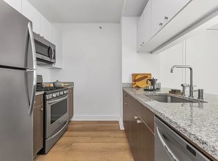 4310 Crescent St APT 4004, Long Island City, NY 11101