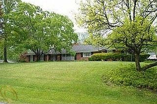 5th image of 3892 Oakhills Dr