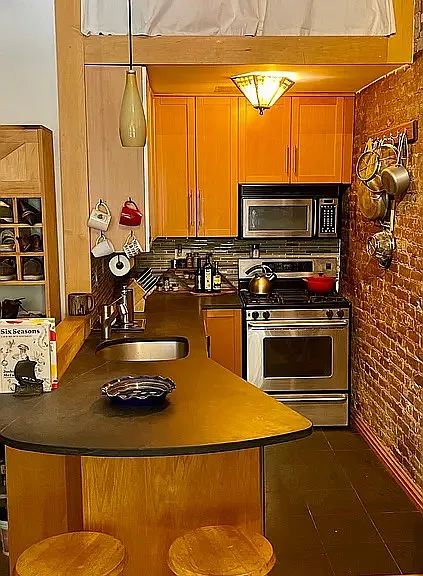 39 W 83rd St #4 — Photo 3