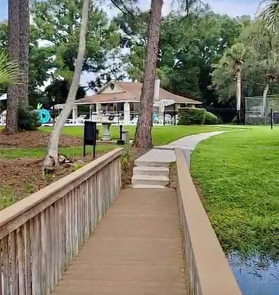 107 Shady Oak Dr — Photo 10