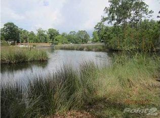 12450 Airblanc Dr, Pensacola, FL 32506