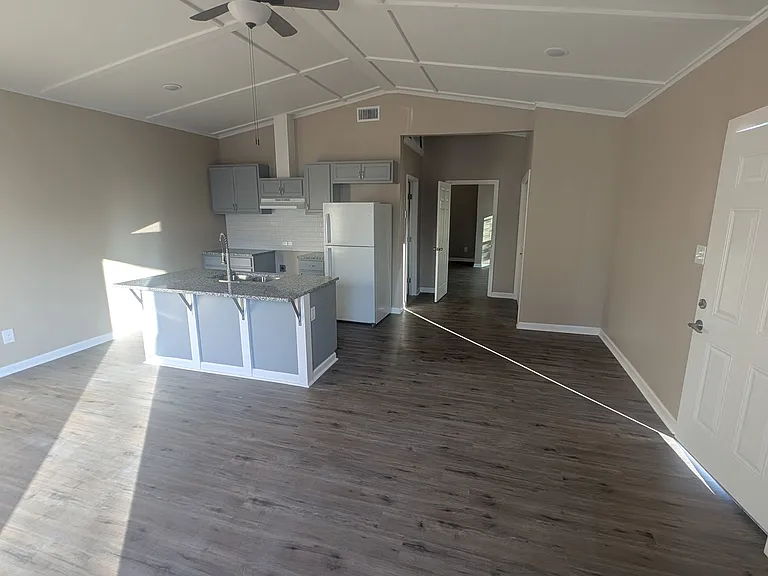 112 Kentucky St #C — Photo 7