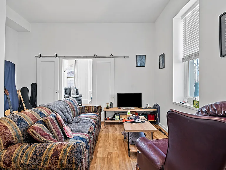 3401 Butler St #F2 — Photo 5