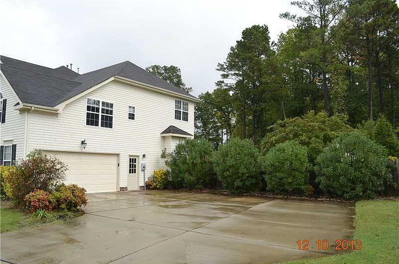1st image of 3801 River Oak Cir