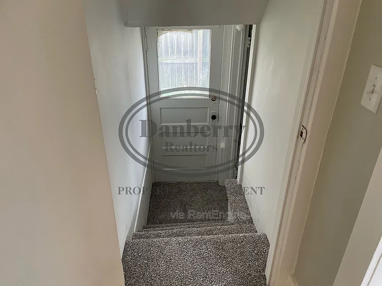 931 Tiffin Ave — Photo 17
