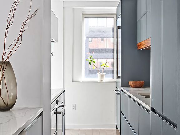 4th image of 200 W 24th St APT 8A