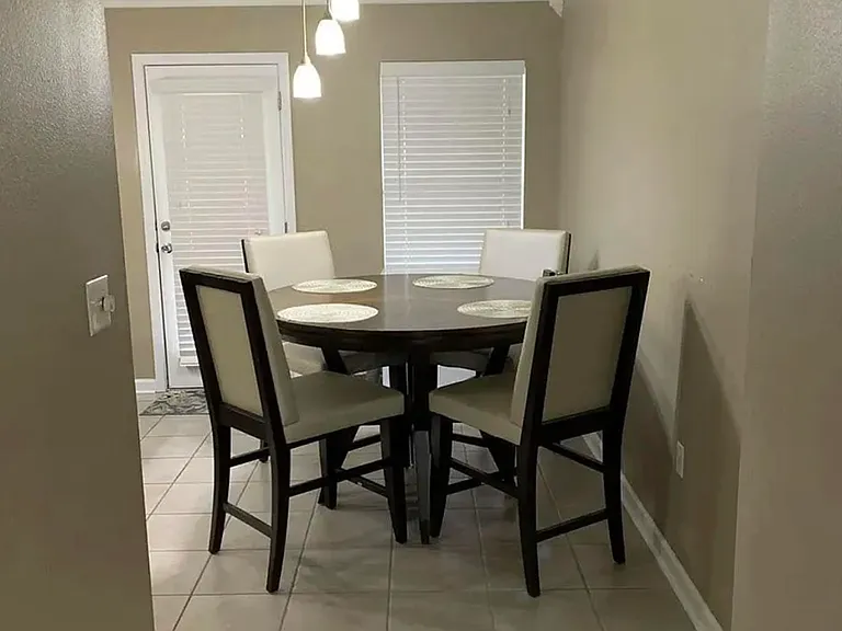 532 Glenway Dr — Photo 11