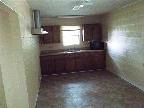 5th image of 568 Puckett Bend Rd