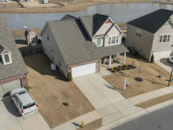 2120 Blue Iris Way, Zebulon, NC 27597