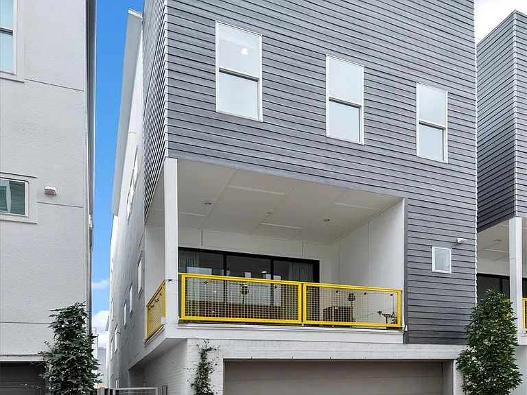 1211 Hickory St #E — Photo 1