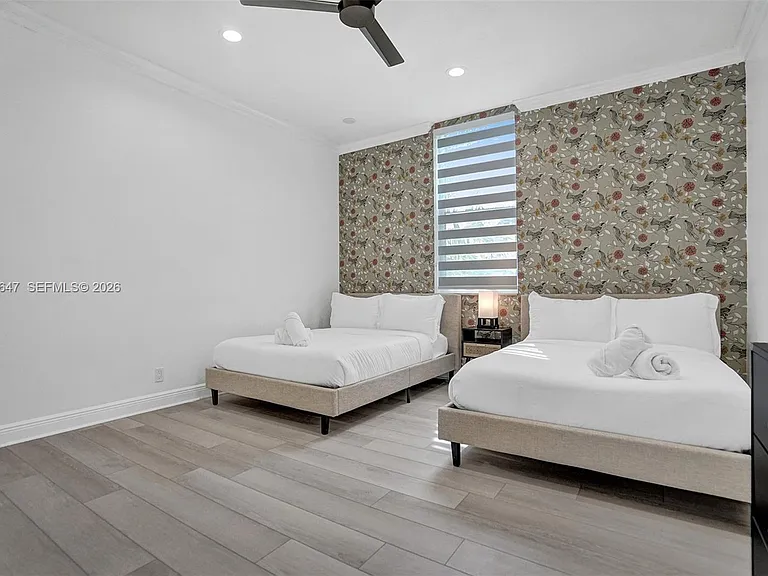 1430 NW 114th Ave — Photo 59