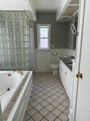 471 Holt Ave — Photo 7