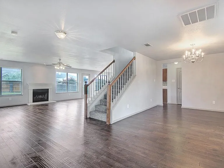 3708 Ocean Dr — Photo 5