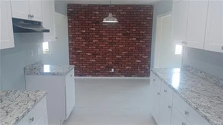 690 Arbor Way — Photo 8