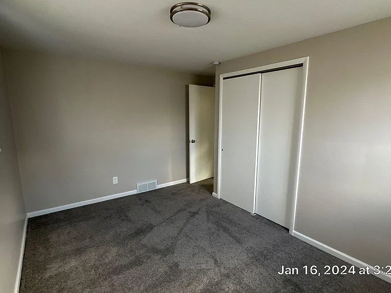 3222 Hilton St NW — Photo 12
