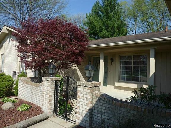 3rd image of 21604 Woodcrest Ct