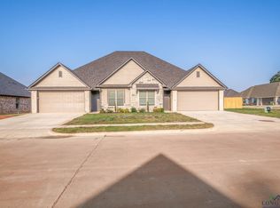 1427 Page Valley Cir, Longview, TX 75601