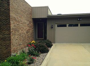 1930 Kamille Ct, Waterloo, IA 50701
