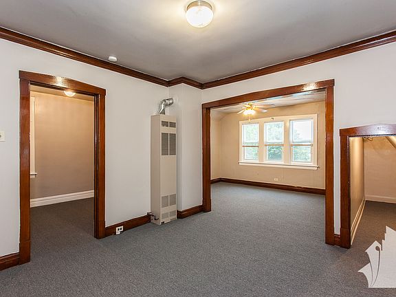 3rd image of 3554 W Evergreen Ave #2