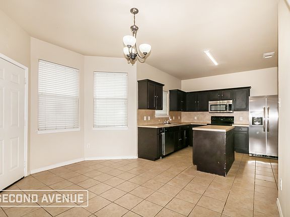 3rd image of 3910 Annemasse Dr