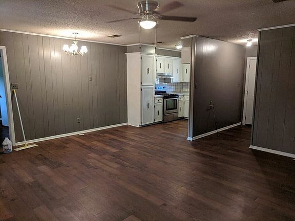 5th image of 2504 Bramble St