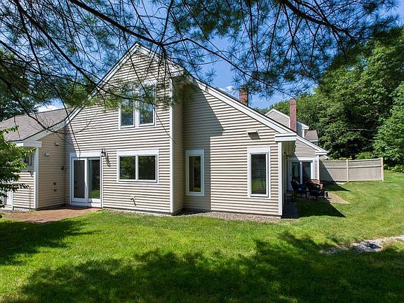 2nd image of 13 Canterbury Way #13