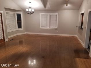 16239 10th Ave SW, Seattle, WA 98166