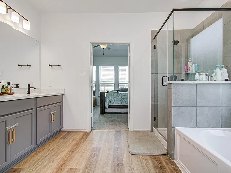 4722 Crest Hill Dr — Photo 28