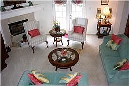 5th image of 2201 Deerfield Dr