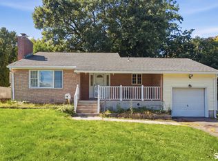 70 Leslie Court, Bristol, CT 06010