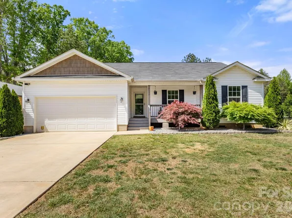 7172 Rolling Hills Dr, Sherrills Ford, NC 28673