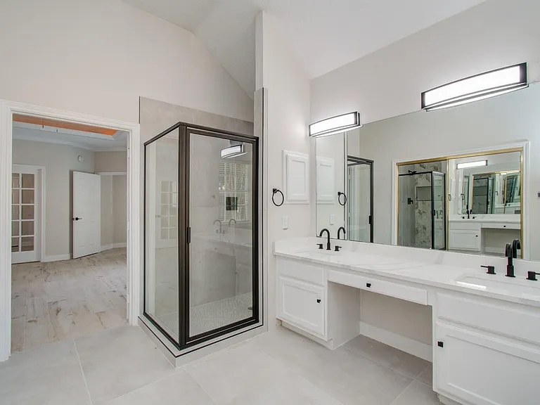 1711 Stone Meadows Ln — Photo 35