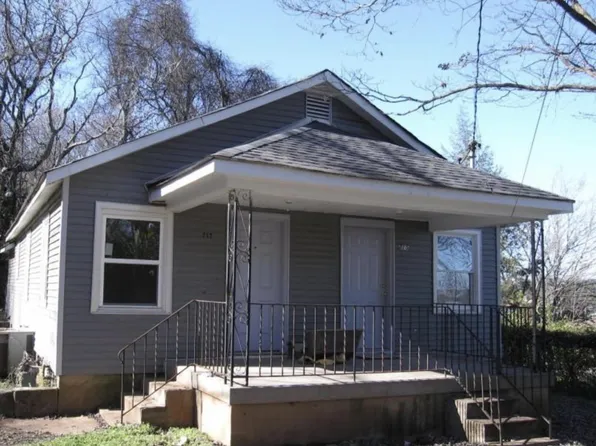 717 Sanders Ln, Knoxville, TN 37915