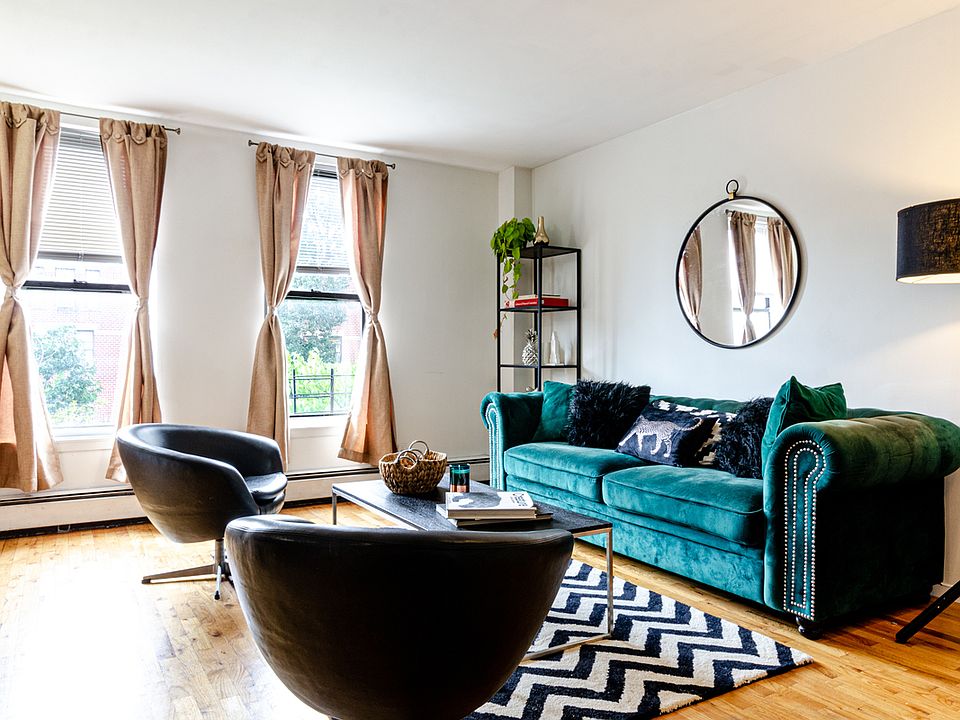 1st image of 47 Carroll St #2