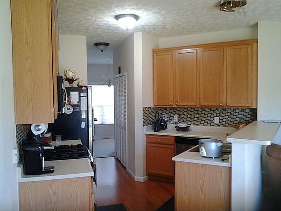 3rd image of 2955 Kant Pl