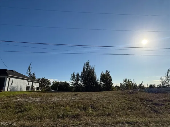 1103 NW 31st Pl, Cape Coral, FL 33993