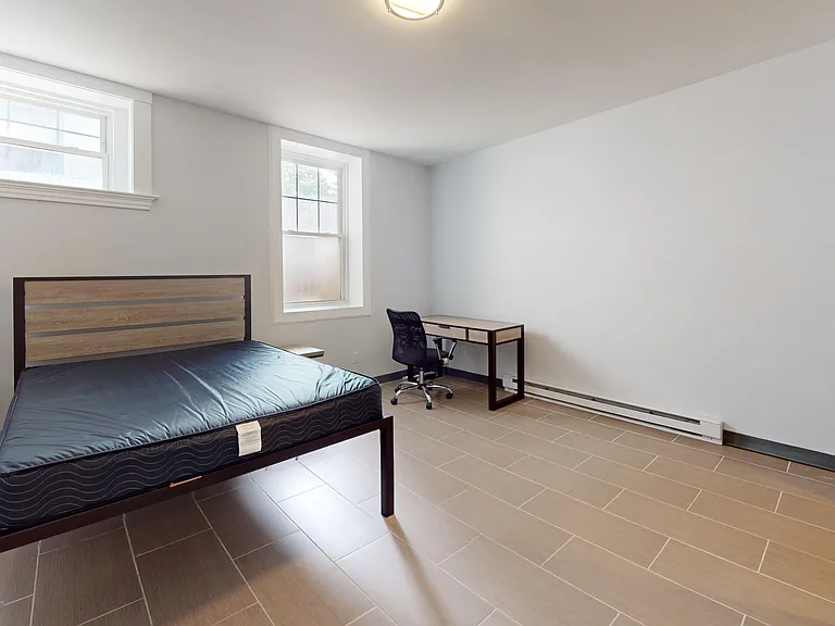 245 Whitney Ave #2L — Photo 14