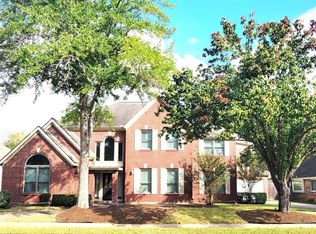2214 Old South Dr, Richmond, TX 77406
