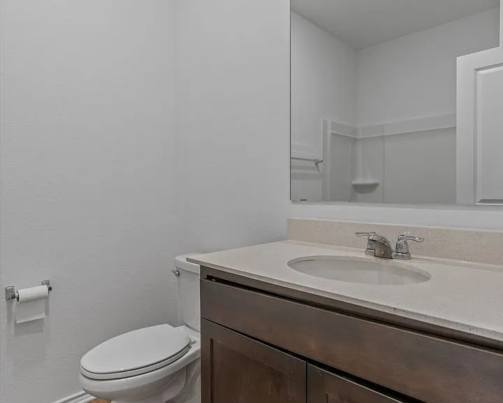 393 Gabbro Gdns — Photo 15
