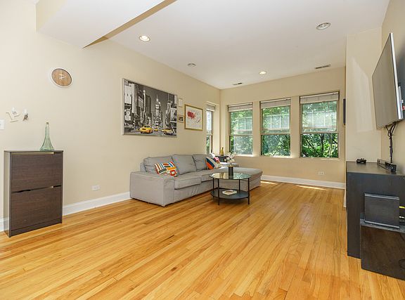 5th image of 6141 N Paulina St #3